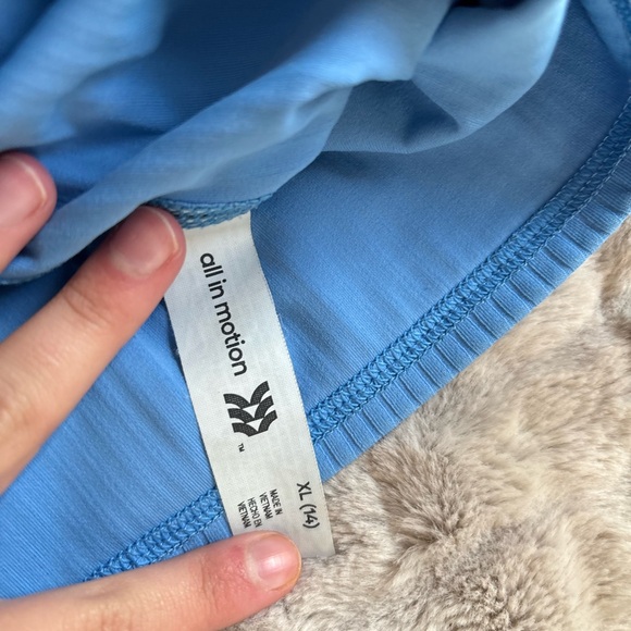 Blue Ribbed Tank Top - Picture 3 of 3